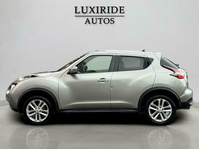 Nissan Juke 1.6 N-connecta Xtron Euro Silver #3
