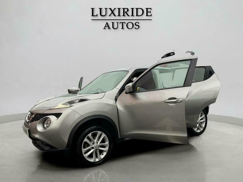 Nissan Juke 1.6 N-connecta Xtron Euro Silver