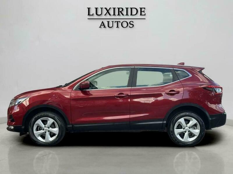 Nissan Qashqai 1.3 Dig-t Acenta Premium Red #4