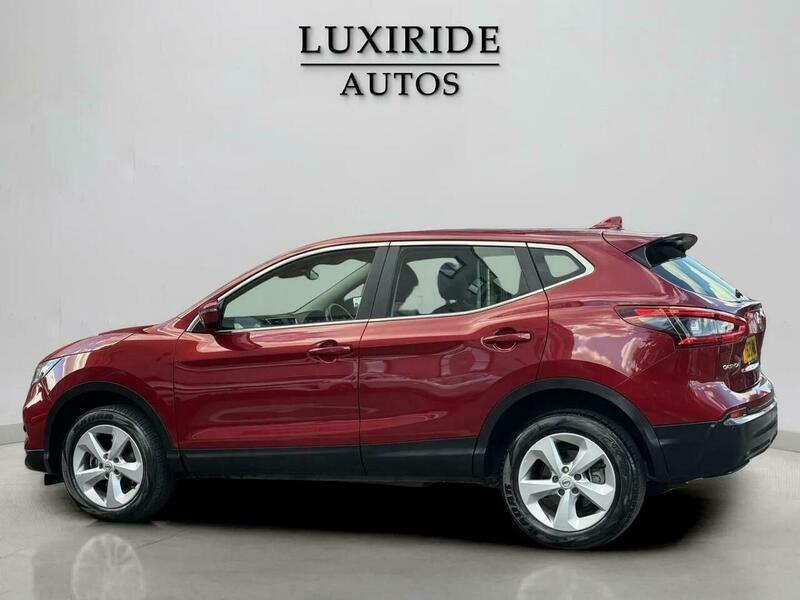 Nissan Qashqai 1.3 Dig-t Acenta Premium Red #6