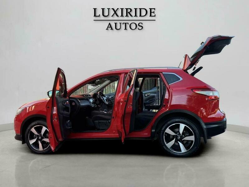 Nissan Qashqai 1.2 Dig-t N-connecta Xtron Red #5