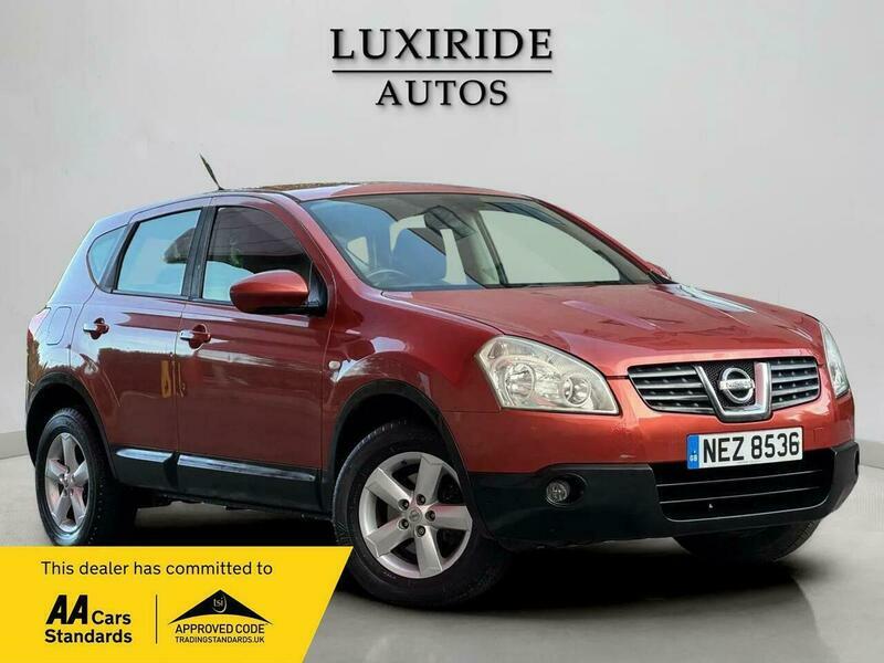 Nissan Qashqai 1.6 Acenta 2Wd Orange
