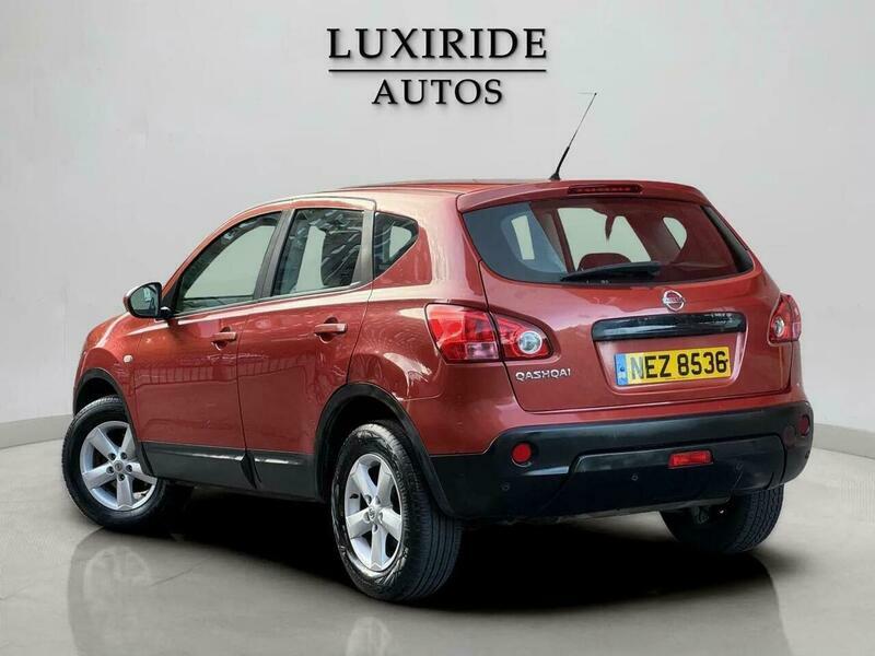 Nissan Qashqai 1.6 Acenta 2Wd Orange #4