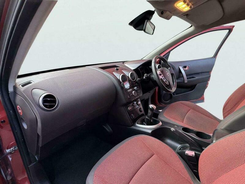 Nissan Qashqai Hatchback Blue #27