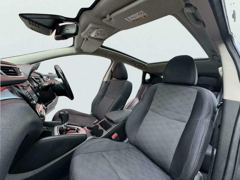 Nissan Qashqai N-tec Beige #30