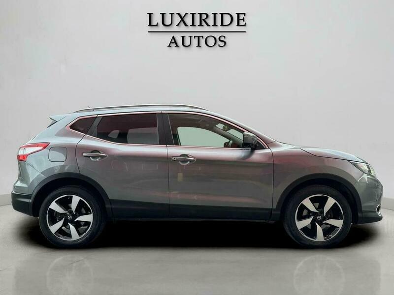 Nissan Qashqai N-tec Beige #38