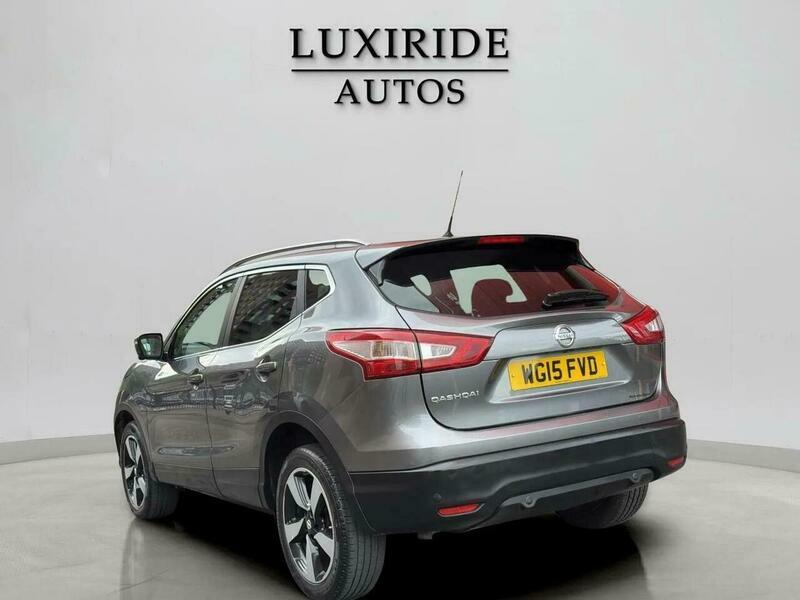 Nissan Qashqai N-tec Beige #12