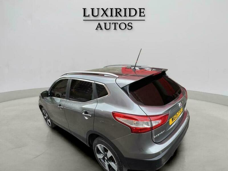 Nissan Qashqai N-tec Beige #11