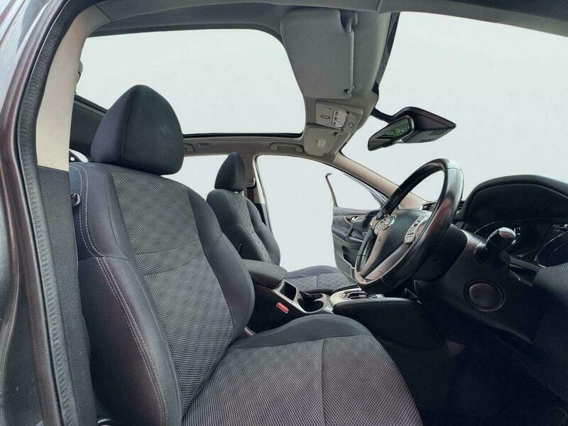 Nissan Qashqai N-tec Beige #27