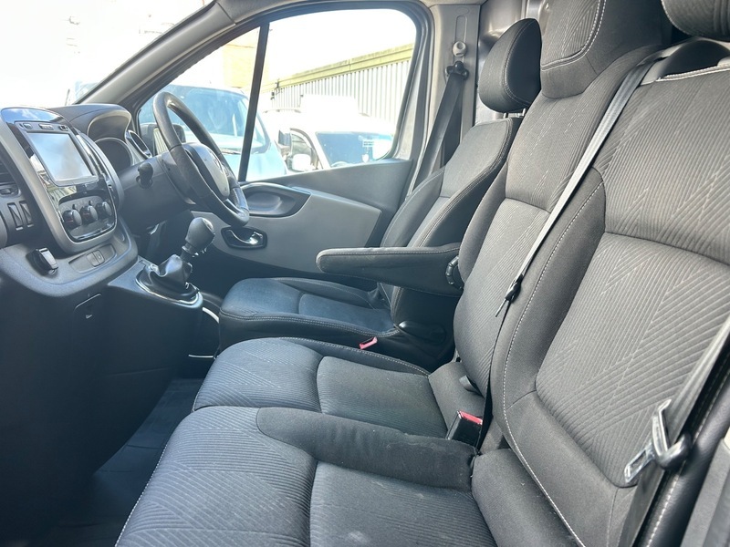 Renault Trafic 1.6 Sl27 Energy Dci Grey #13
