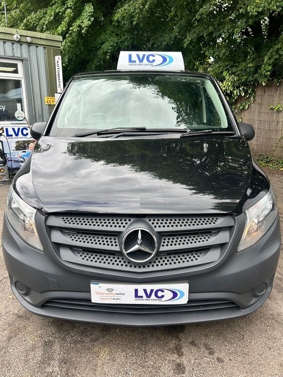 Mercedes-Benz V Class 116 Bluetec 2.1 Black #3