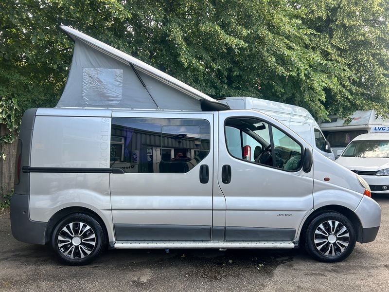 Renault Trafic Sl27dci 100 Swb Silver