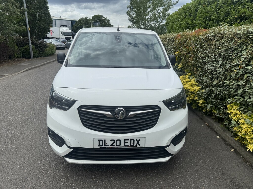 Vauxhall Combo 1.5 Turbo D 2000 Sportive 2020 White #4