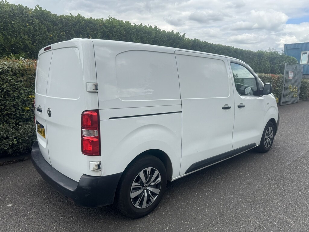 Vauxhall Vivaro 1.5 Turbo D 2700 Dynamic 2020 BD20YFV White #3