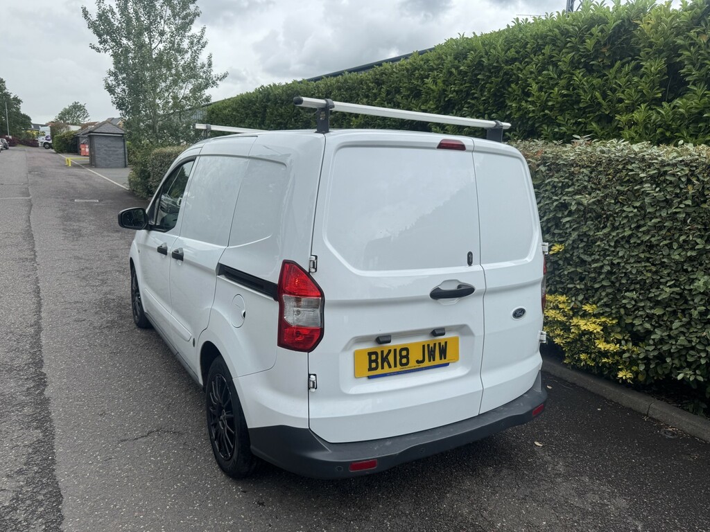 Ford Transit Courier 1.0 Ecoboost 2018 White #6
