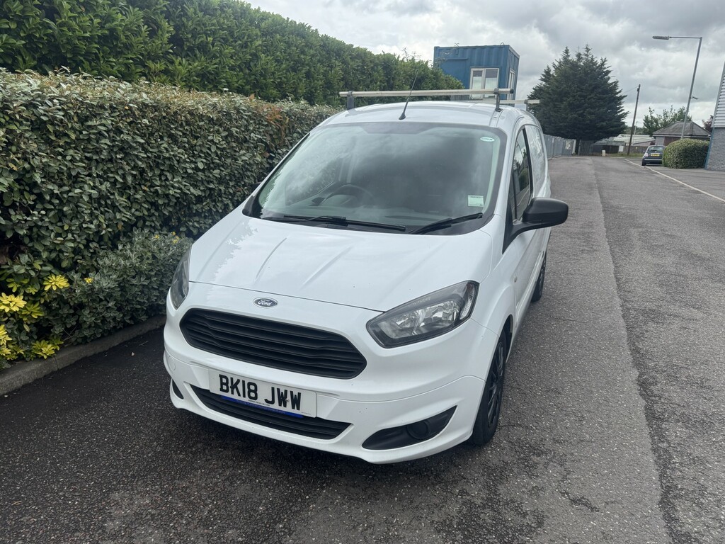 Ford Transit Courier 1.0 Ecoboost 2018 White #4