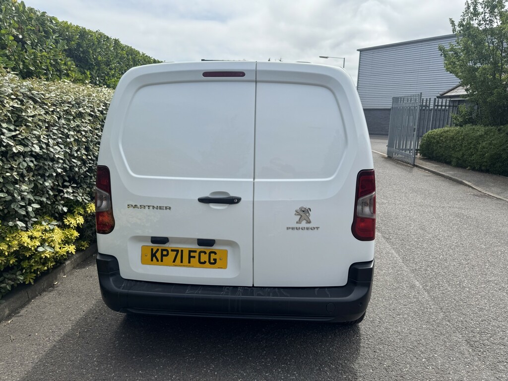 Peugeot Partner 1.5 Bluehdi 1000 S Premium 2022 KP71FCG White #5