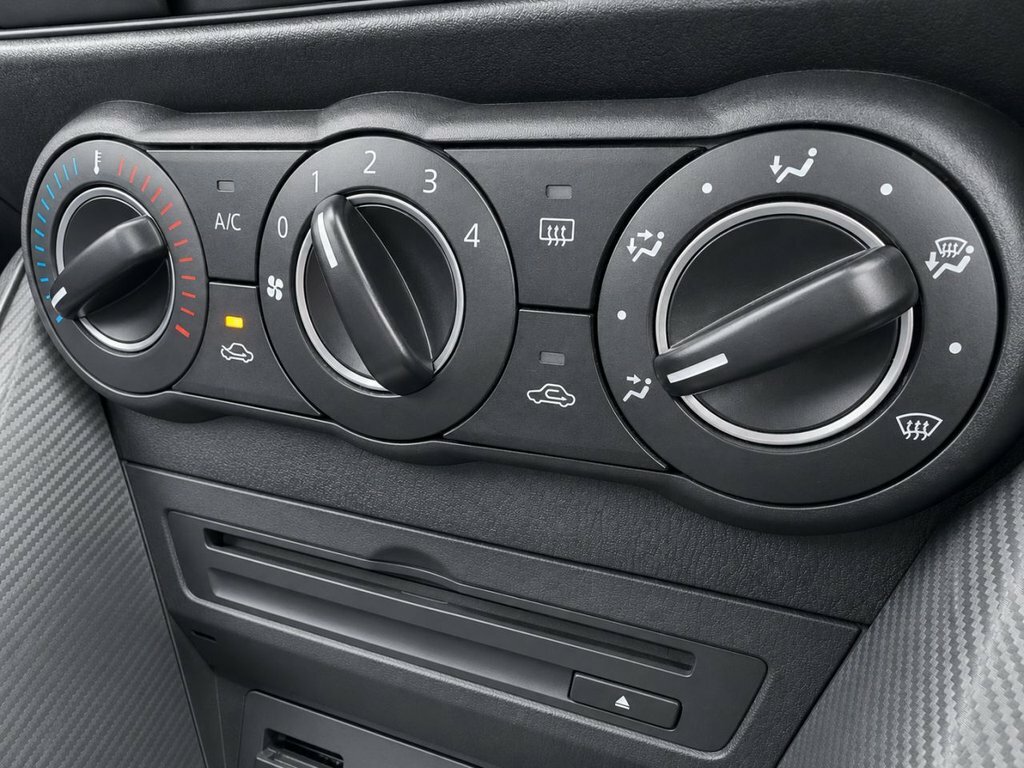 Mazda 2 1.5 Skyactiv-g Sport Nav Euro 6 Ss Grey #9