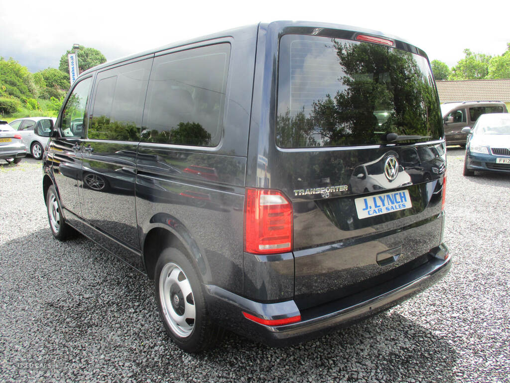 Volkswagen Transporter 2.0 Tdi Bmt 102Ps Se Minibus Blue #5