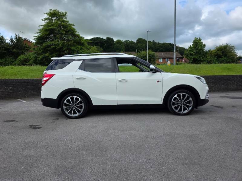 SsangYong Tivoli 1.6 D Ultimate 4X4 - 2019 19 White #5
