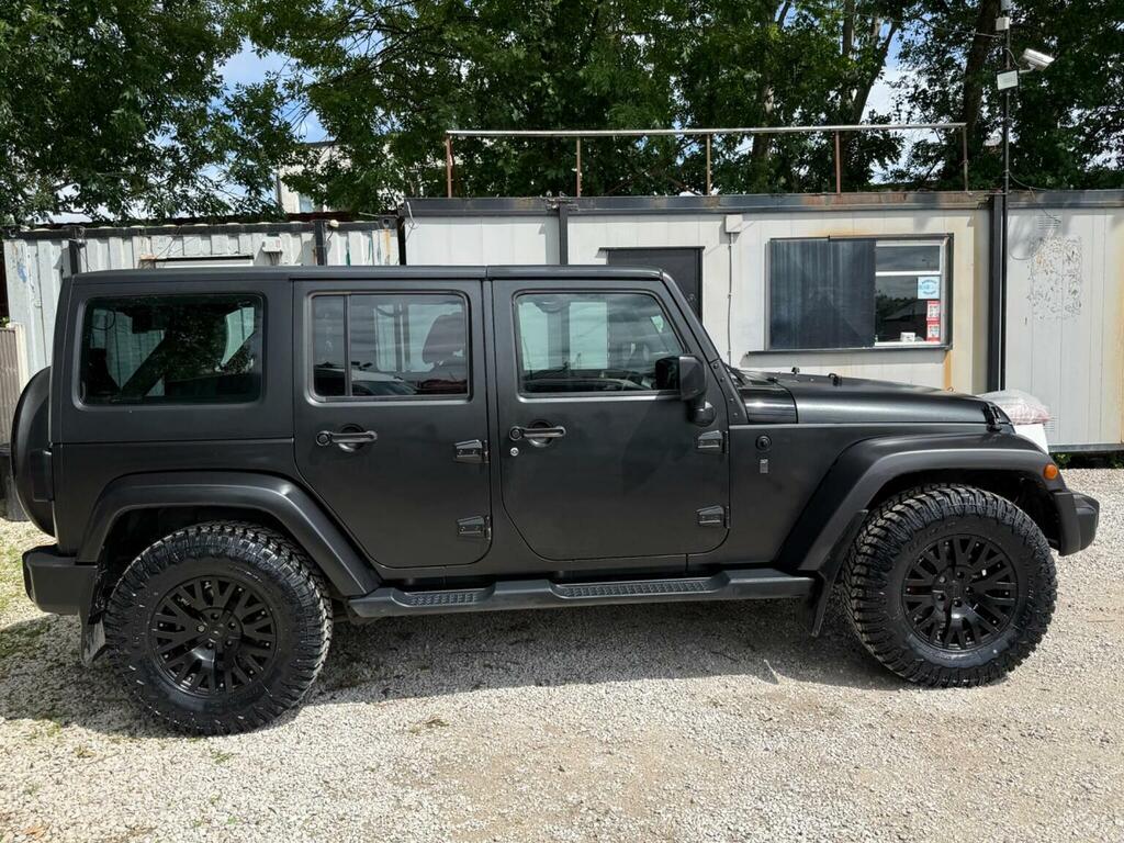 Jeep Wrangler Suv 2.8 Crd Sahara 4Wd Euro 5 201515 Black #6
