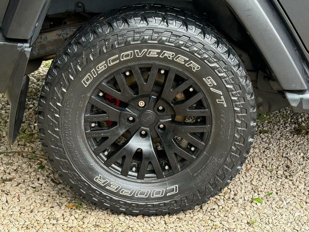 Jeep Wrangler Black #9