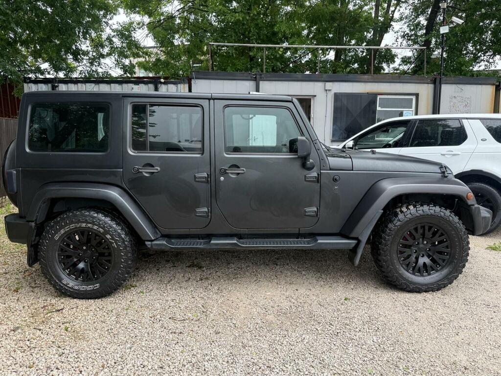 Jeep Wrangler Black #7