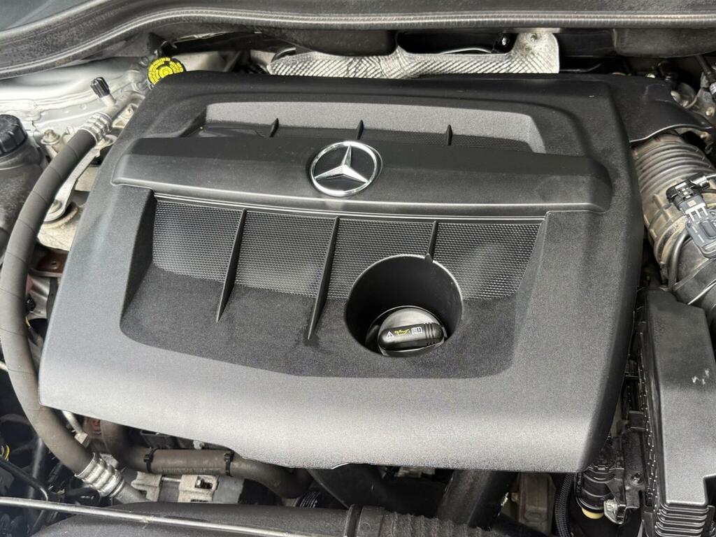 Mercedes-Benz B Class B180 Cdi Amg Line Black #50