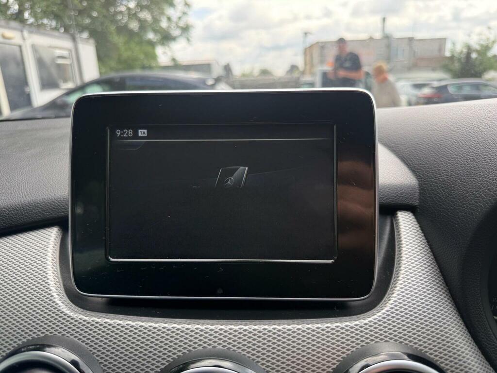 Mercedes-Benz B Class B180 Cdi Amg Line Black #36