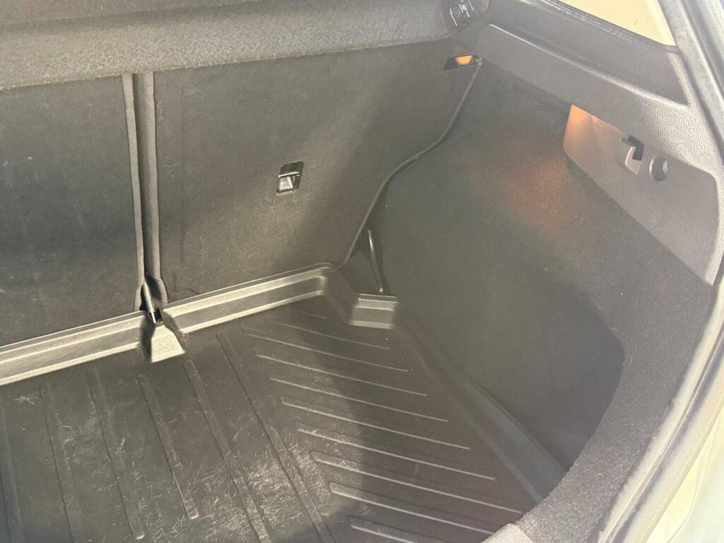 Ford Fiesta Hatchback Silver #15