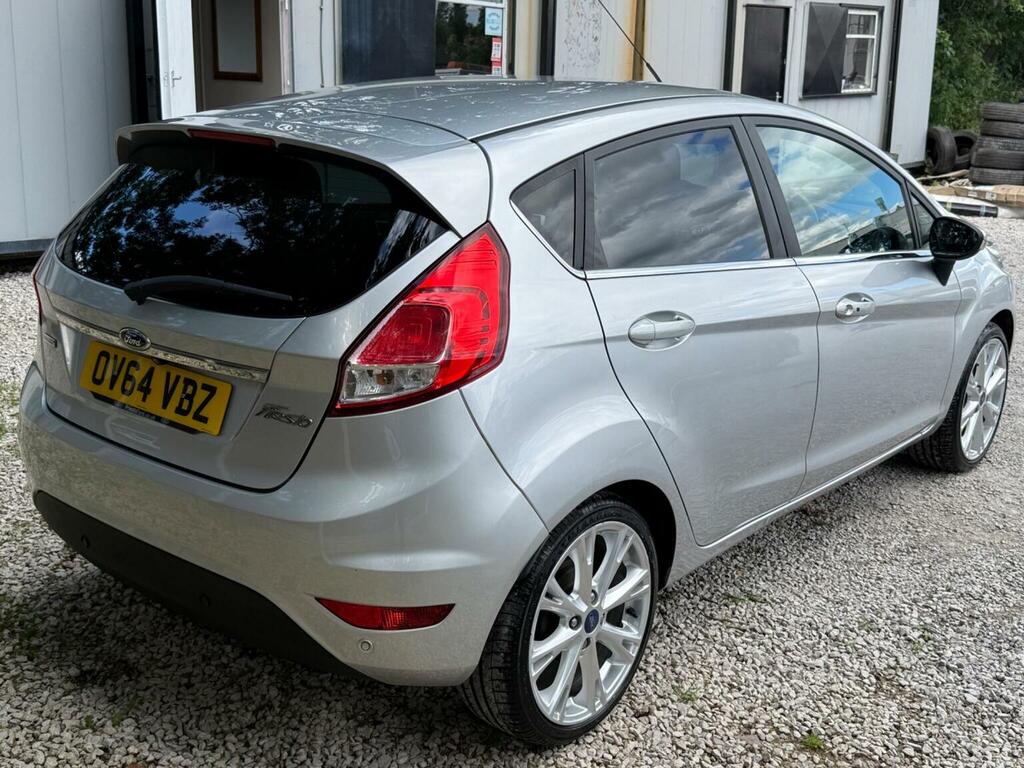 Ford Fiesta Hatchback Silver #11