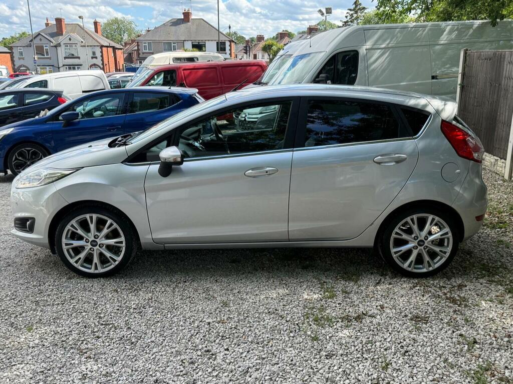 Ford Fiesta Hatchback Silver #26