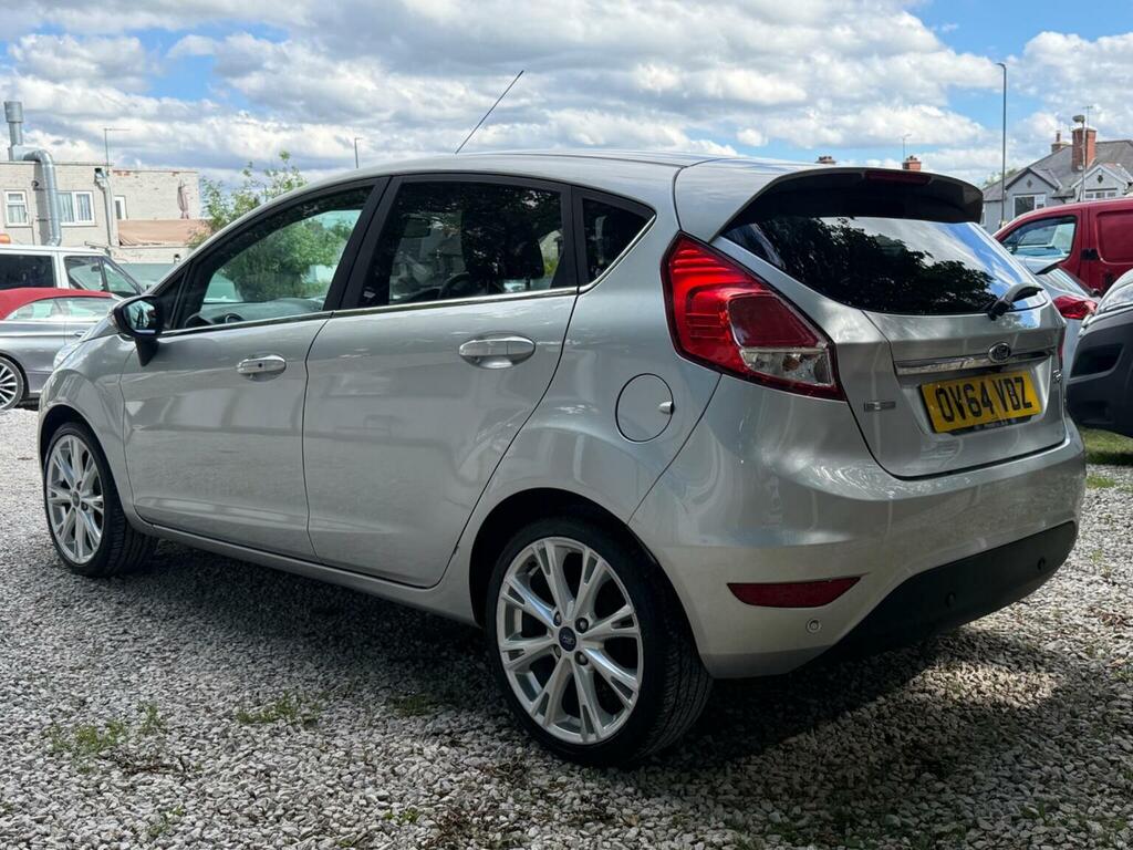 Ford Fiesta Hatchback Silver #20