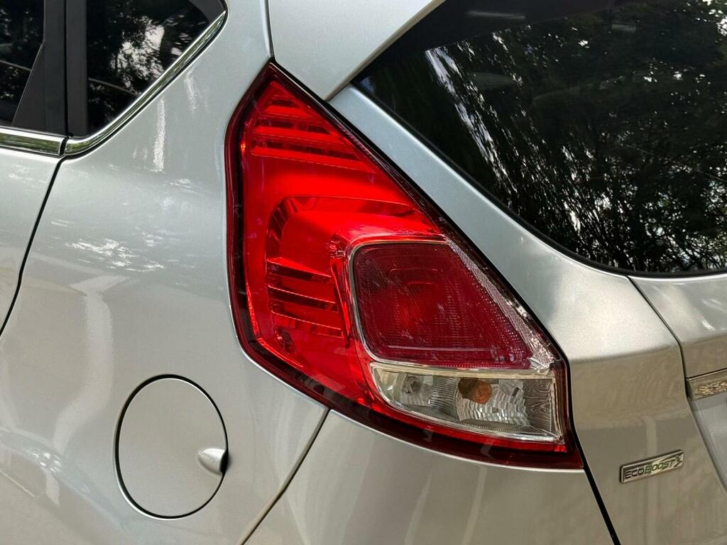 Ford Fiesta Hatchback Silver #19