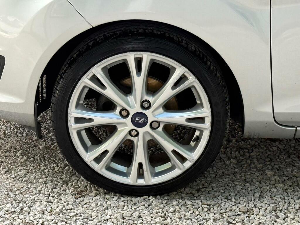 Ford Fiesta Hatchback Silver #27