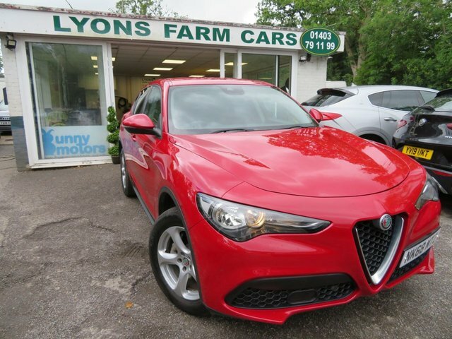 Alfa Romeo Stelvio 2018 2.0T Super Suv Q4 All Wh Red
