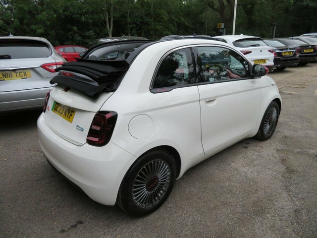 Fiat 500E C 2023 42Kwh Red Convertible Red #3