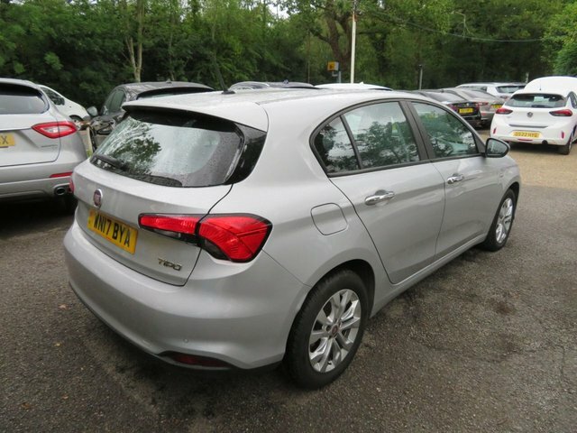 Fiat Tipo 2017 1.4 T-jet Easy Plus Hatchback Manu Grey #2