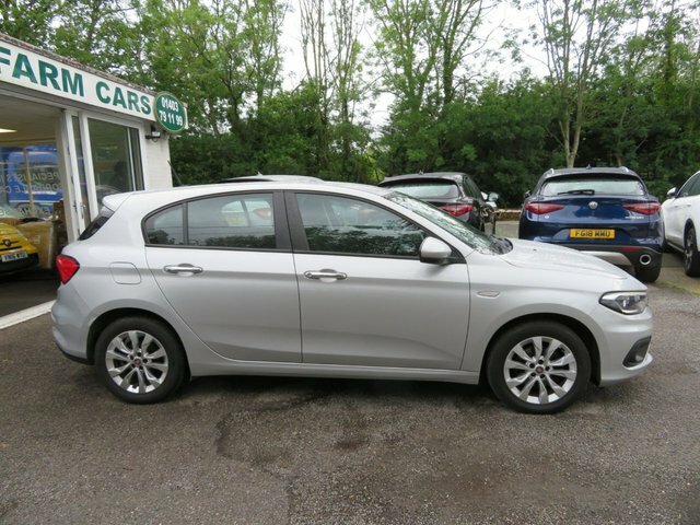Fiat Tipo 2017 1.4 T-jet Easy Plus Hatchback Manu Grey #6