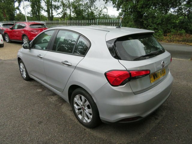 Fiat Tipo 2017 1.4 T-jet Easy Plus Hatchback Manu Grey #4