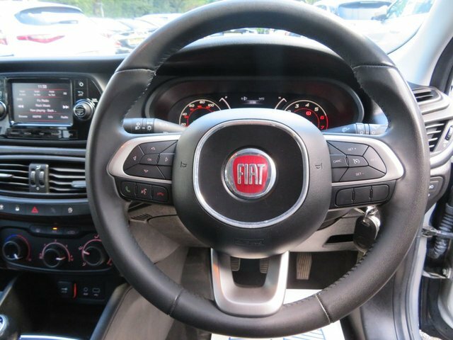 Fiat Tipo 2017 1.4 T-jet Easy Plus Hatchback Manu Grey #6