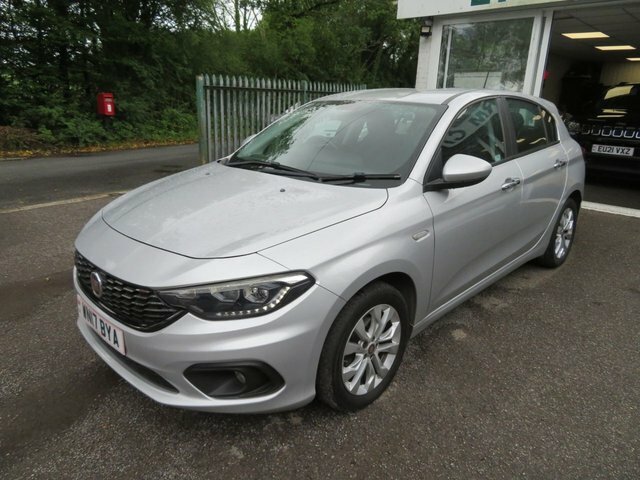 Fiat Tipo 2017 1.4 T-jet Easy Plus Hatchback Manu Grey #3