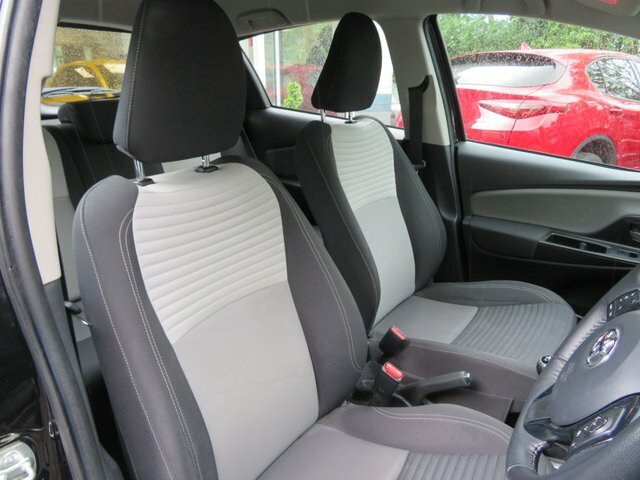 Toyota Yaris Vvt-i Icon Tech Sat Nav , Reverse Camera , Fro Grey #16