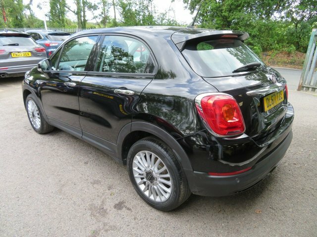 Fiat 500X 2018 1.6 E-torq Pop Star Suv Eur Black #5
