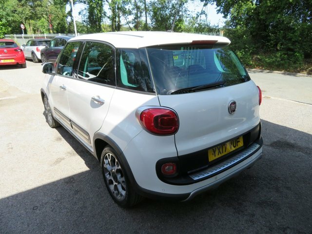 Fiat 500L 2017 1.4 Trekking Mpv Euro 6 95 White #5