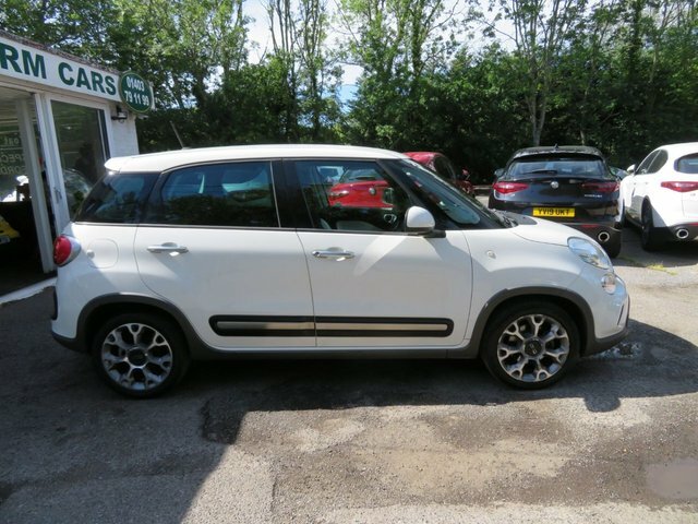 Fiat 500L Pop Red #8