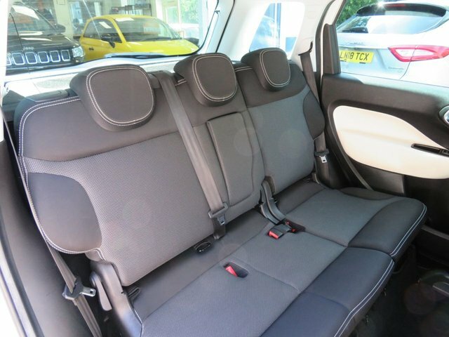 Fiat 500L Pop Red #13