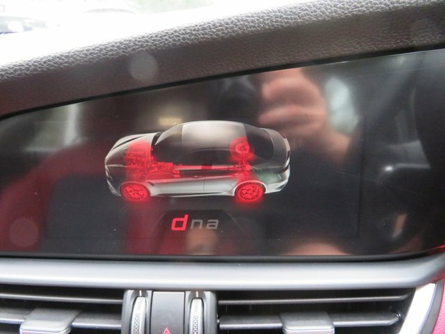 Alfa Romeo Giulia Red #9