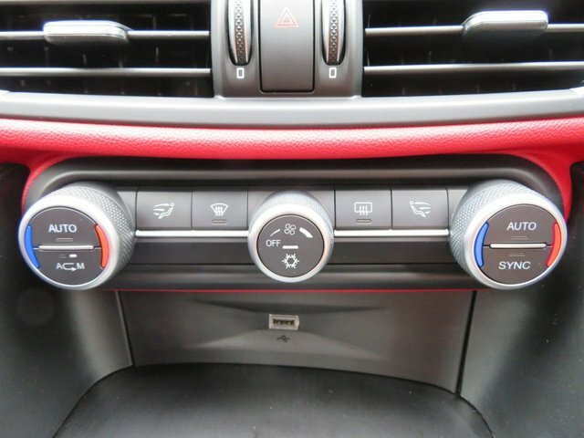 Alfa Romeo Giulia Red #11