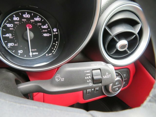 Alfa Romeo Giulia Red #23